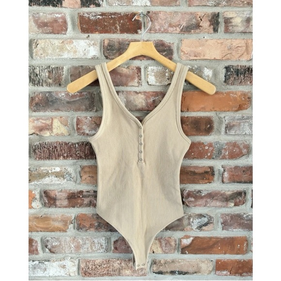 tan abercrombie button down bodysuit - Picture 1 of 3